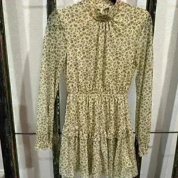 Sadie & Sage dress - Picture 1 of 6